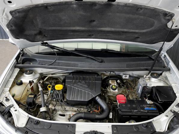 Renault Sandero II Рестайлинг с пробегом 2019 года, цена 1 197 000 рублей, 34434 км, хэтчбек, Автокод Объявления