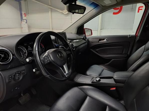 Mercedes-Benz B-Класс II (W246) с пробегом 2012 года, цена 1 160 000 рублей, 124054 км, хэтчбек, Автокод Объявления