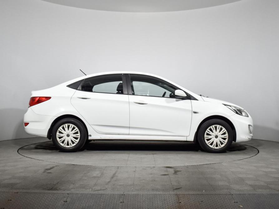 Hyundai Solaris I Санкт-Петербург  - изображение 4