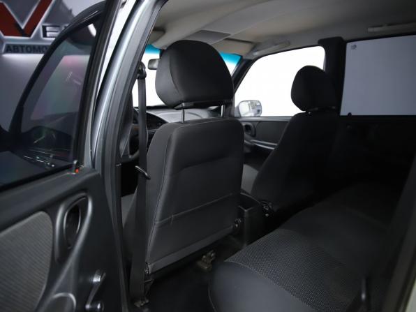 Chevrolet Niva I Рестайлинг с пробегом 2010 года, цена 550 000 рублей, 60532 км, внедорожник, Автокод Объявления
