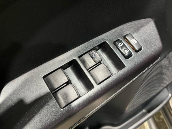 Toyota RAV4 IV (XA40) Рестайлинг с пробегом 2017 года, цена 2 374 000 рублей, 142623 км, внедорожник, Автокод Объявления