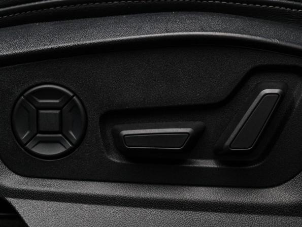 Audi Q8 I (4M) с пробегом 2020 года, цена 6 000 000 рублей, 99296 км, внедорожник, Автокод Объявления