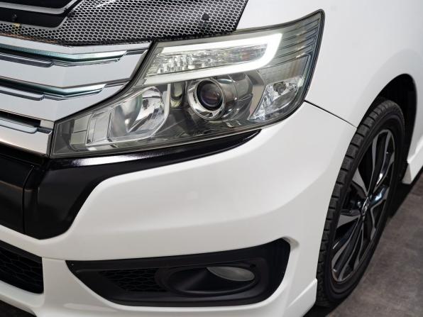 Honda Stepwgn IV Рестайлинг с пробегом 2014 года, цена 1 595 000 рублей, 221300 км, минивэн, Автокод Объявления