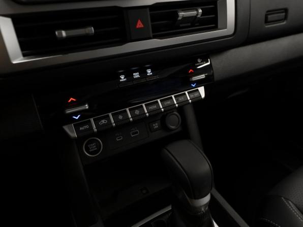 Mitsubishi L200 VI с пробегом 2025 года, цена 5 500 000 рублей, 50 км, пикап, Автокод Объявления