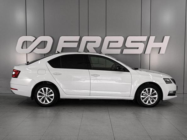 Skoda Octavia III (A7) Рестайлинг с пробегом 2018 года, цена 1 630 000 рублей, 200514 км, лифтбек, Автокод Объявления