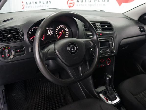 Volkswagen Polo V Рестайлинг с пробегом 2016 года, цена 999 000 рублей, 205395 км, седан, Автокод Объявления