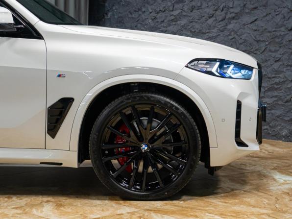 Новый BMW X5 IV (G05/G18) Рестайлинг 2026 года, цена 15 590 000 рублей, внедорожник, Автокод Объявления