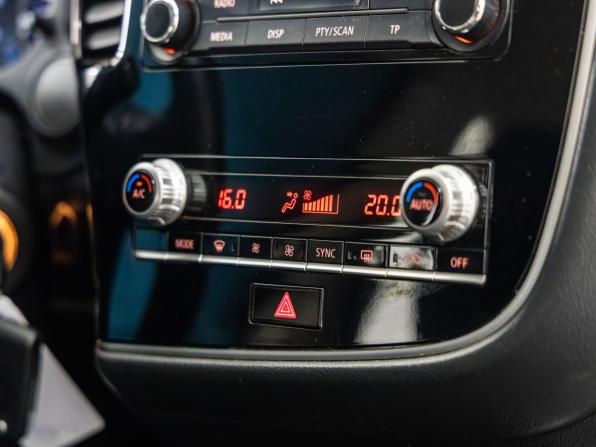 Mitsubishi Outlander III Рестайлинг 3 с пробегом 2021 года, цена 2 398 000 рублей, 88509 км, внедорожник, Автокод Объявления