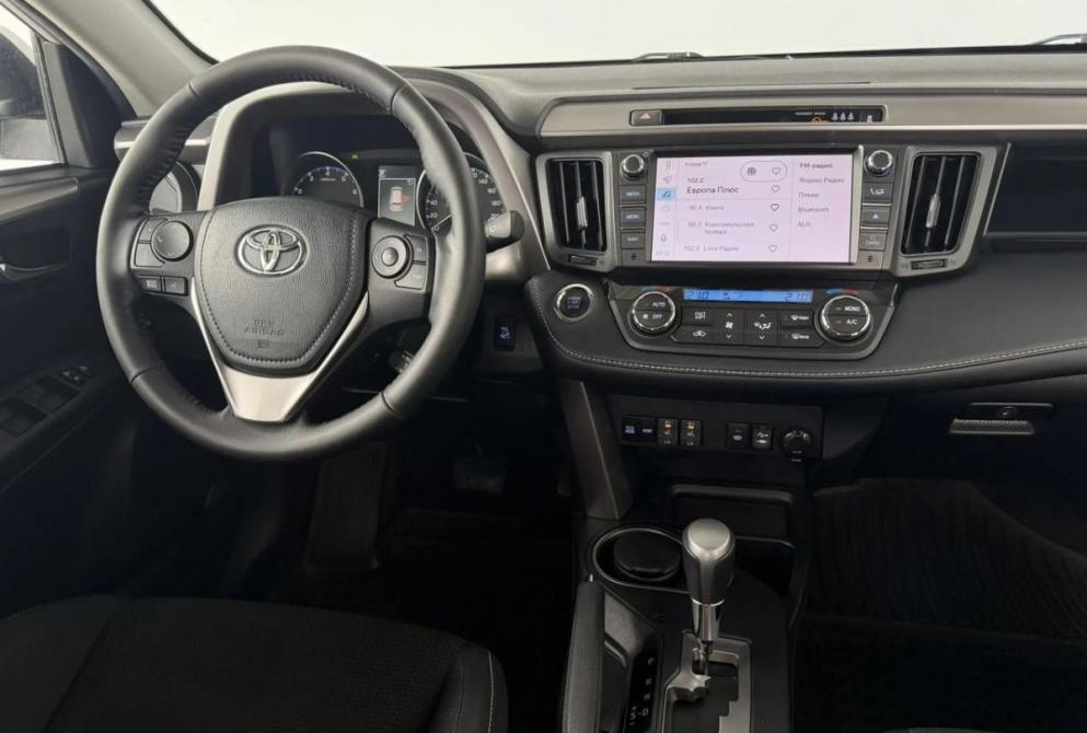 Toyota RAV4 IV (XA40) Рестайлинг Киров  - изображение 12