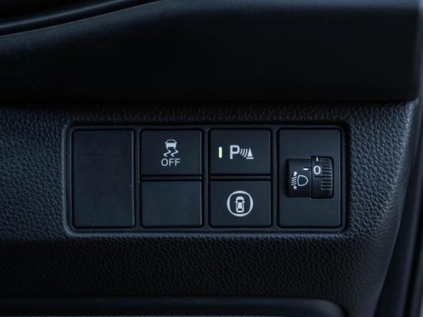 Honda Vezel II с пробегом 2022 года, цена 2 650 000 рублей, 16605 км, внедорожник, Автокод Объявления