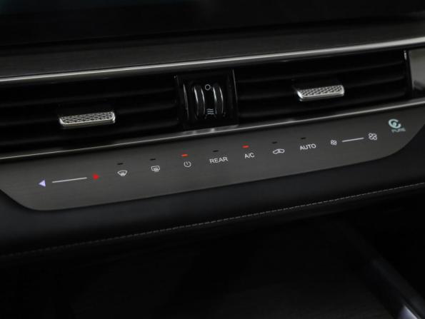 Chery Tiggo 8 Pro Max I Рестайлинг с пробегом 2024 года, цена 2 499 000 рублей, 27169 км, внедорожник, Автокод Объявления