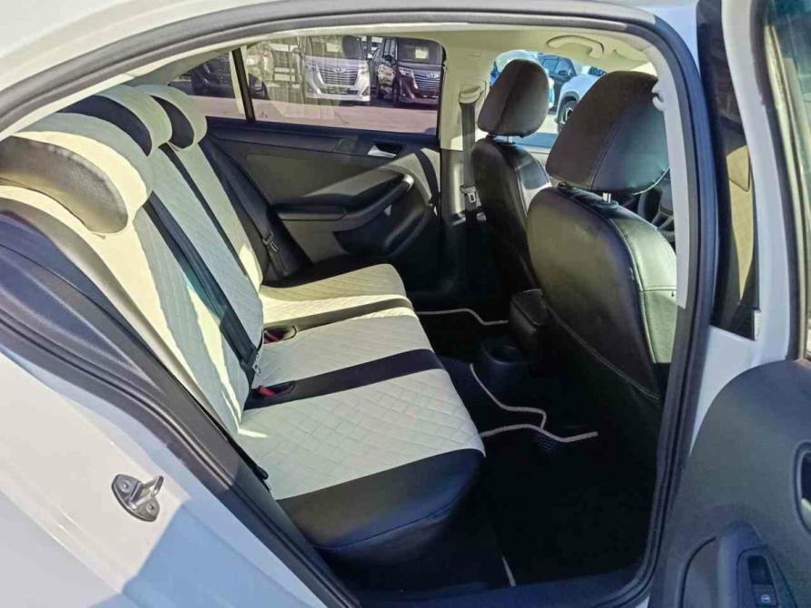 Volkswagen Jetta VI Рестайлинг Тюмень  - изображение 14