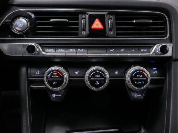 Genesis G70 I с пробегом 2018 года, цена 2 200 000 рублей, 119198 км, седан, Автокод Объявления