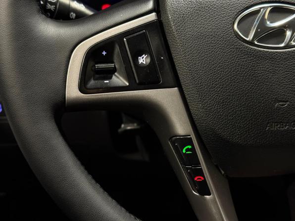 Hyundai Solaris I Рестайлинг с пробегом 2016 года, цена 1 129 000 рублей, 129974 км, седан, Автокод Объявления