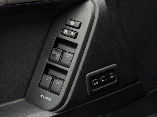 Toyota Land Cruiser Prado 150 Series Рестайлинг 2 с пробегом 2019 года, цена 4 800 000 рублей, 165000 км, внедорожник, Автокод Объявления