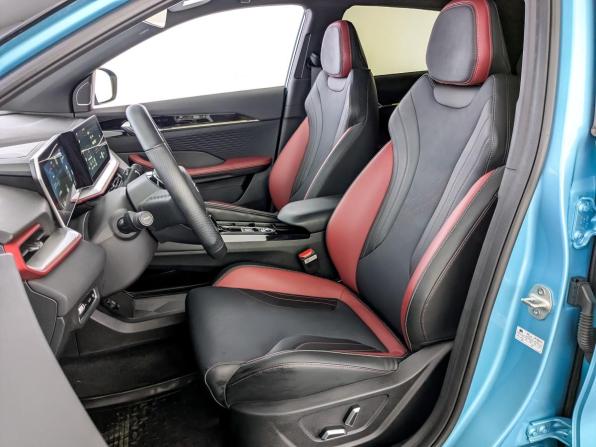 Geely Coolray I Рестайлинг с пробегом 2024 года, цена 2 299 000 рублей, 15151 км, внедорожник, Автокод Объявления