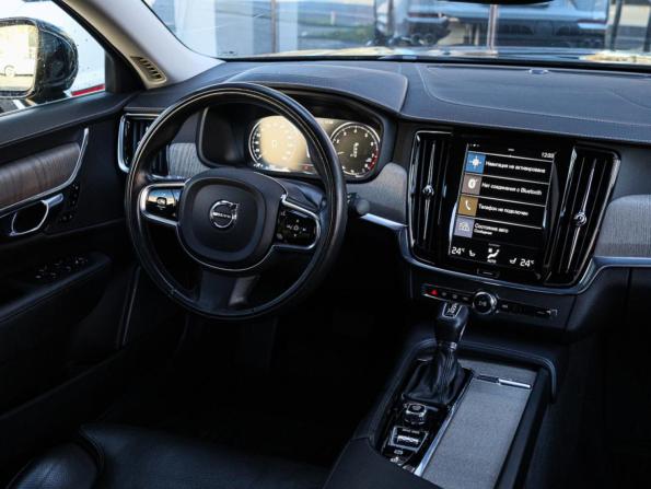Volvo S90 II Рестайлинг с пробегом 2021 года, цена 3 750 000 рублей, 79436 км, седан, Автокод Объявления