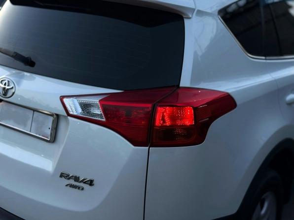 Toyota RAV4 IV (XA40) с пробегом 2015 года, цена 1 749 000 рублей, 144374 км, внедорожник, Автокод Объявления