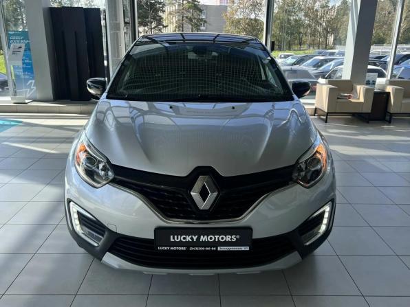 Renault Kaptur I с пробегом 2019 года, цена 1 795 000 рублей, 75870 км, внедорожник, Автокод Объявления