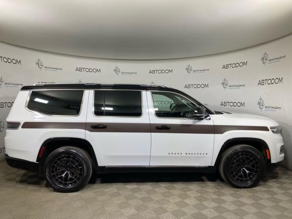 Jeep Wagoneer WS с пробегом 2023 года, цена 11 379 000 рублей, 12798 км, внедорожник, Автокод Объявления