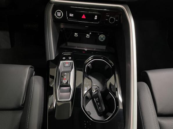 Audi Q5 III с пробегом 2025 года, цена 7 990 000 рублей, 1200 км, внедорожник, Автокод Объявления