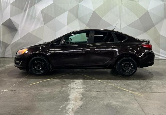 Opel Astra J Рестайлинг с пробегом 2013 года, цена 700 000 рублей, 142000 км, седан, Автокод Объявления