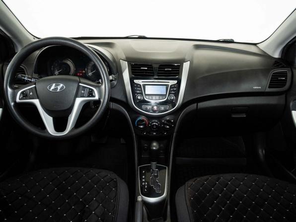 Hyundai Solaris I с пробегом 2011 года, цена 870 000 рублей, 98000 км, седан, Автокод Объявления