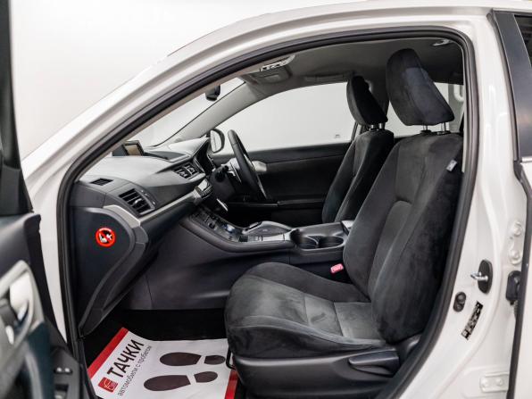 Lexus CT I с пробегом 2012 года, цена 1 349 000 рублей, 190125 км, хэтчбек, Автокод Объявления