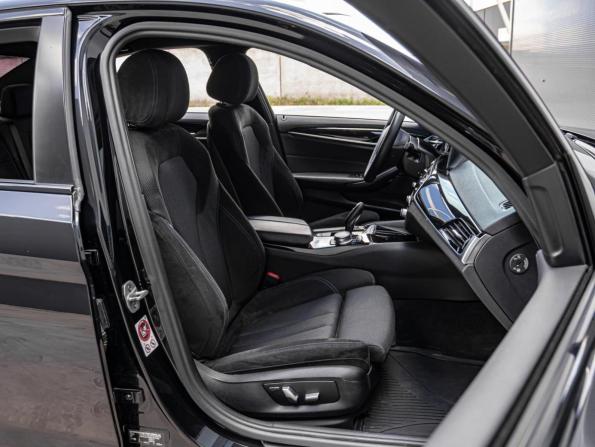 BMW 5 серии VII (G30/G31/G38) с пробегом 2017 года, цена 3 124 000 рублей, 178864 км, седан, Автокод Объявления