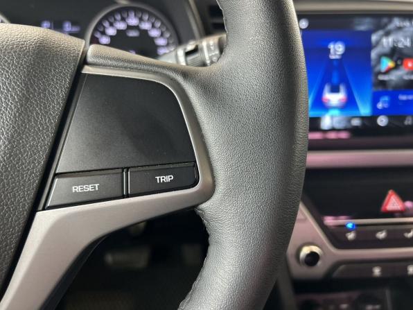 Hyundai Elantra VI (AD) с пробегом 2017 года, цена 1 299 000 рублей, 168766 км, седан, Автокод Объявления