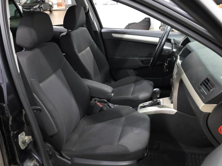 Opel Astra H Рестайлинг Ростов-на-Дону  - изображение 8