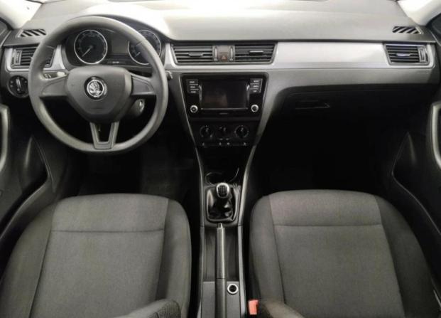 Skoda Rapid I Рестайлинг с пробегом 2018 года, цена 957 093 рубля, 219078 км, лифтбек, Автокод Объявления