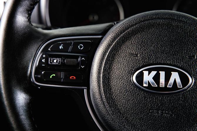 Kia Sportage IV с пробегом 2017 года, цена 2 099 000 рублей, 95894 км, внедорожник, Автокод Объявления