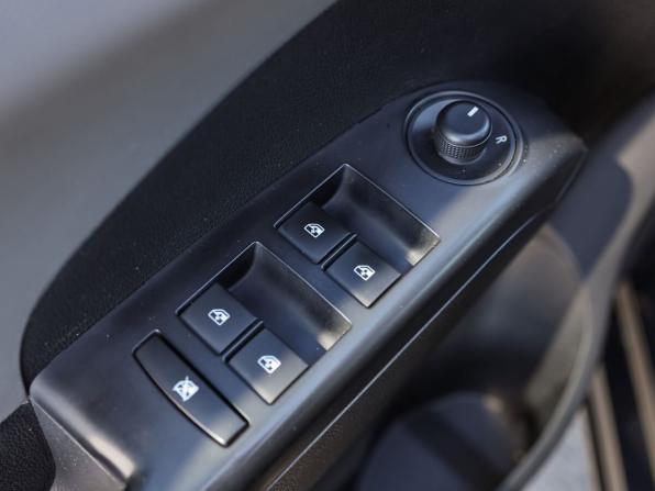 Chevrolet Aveo II с пробегом 2014 года, цена 829 000 рублей, 106730 км, хэтчбек, Автокод Объявления