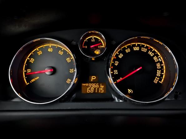 Opel Antara I Рестайлинг с пробегом 2015 года, цена 1 650 000 рублей, 68112 км, внедорожник, Автокод Объявления