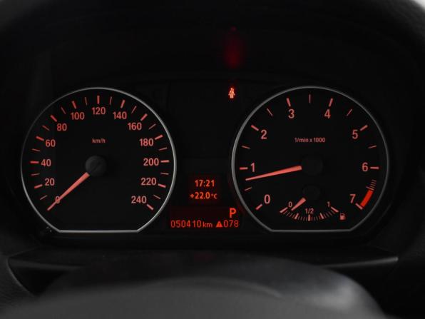 BMW 1 серии I (E81/E82/E87/E88) Рестайлинг с пробегом 2011 года, цена 1 350 000 рублей, 50408 км, хэтчбек, Автокод Объявления