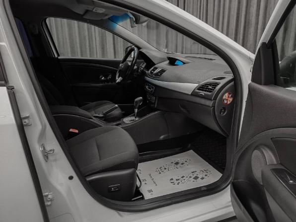 Renault Fluence I с пробегом 2012 года, цена 730 000 рублей, 178000 км, седан, Автокод Объявления