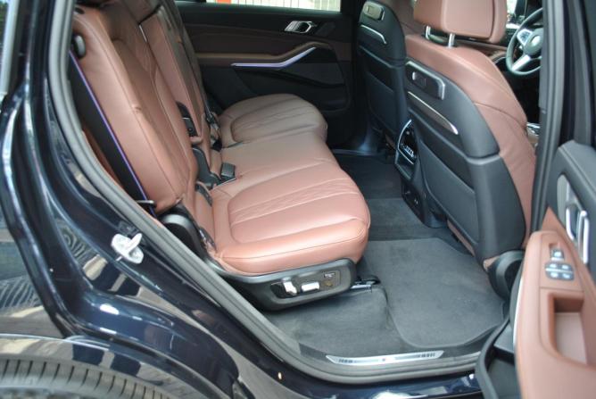 BMW X7 I (G07) Рестайлинг с пробегом 2026 года, цена 17 990 000 рублей, 10 км, внедорожник, Автокод Объявления