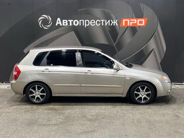 Kia Cerato I с пробегом 2006 года, цена 410 000 рублей, 307706 км, хэтчбек, Автокод Объявления