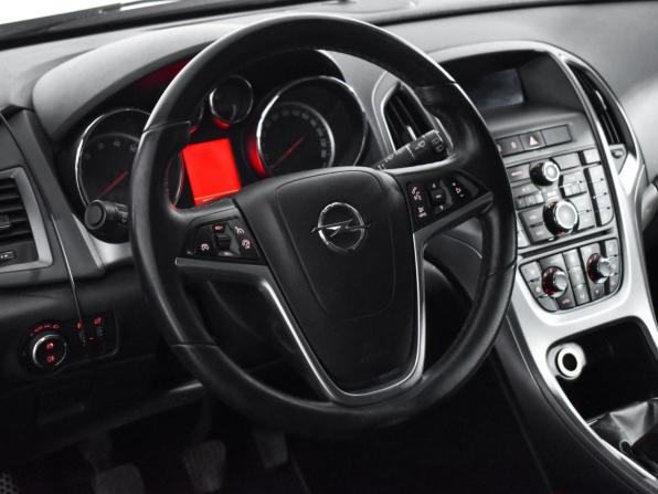 Opel Astra J Рестайлинг с пробегом 2012 года, цена 447 930 рублей, 327970 км, хэтчбек, Автокод Объявления