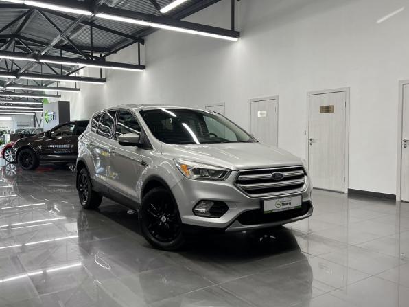 Ford Kuga II Рестайлинг с пробегом 2017 года, цена 1 760 000 рублей, 105099 км, внедорожник, Автокод Объявления