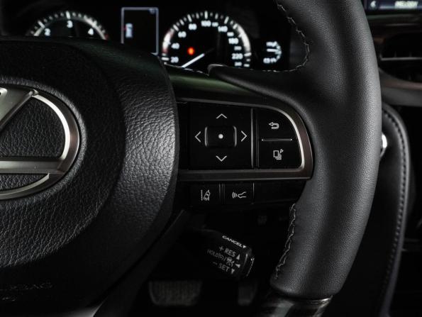 Lexus LX III Рестайлинг 2 с пробегом 2018 года, цена 7 899 000 рублей, 134542 км, внедорожник, Автокод Объявления