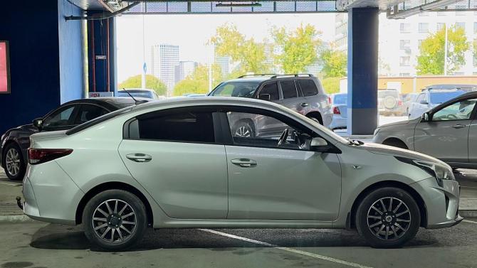 Kia Rio IV Рестайлинг с пробегом 2021 года, цена 1 608 000 рублей, 65699 км, седан, Автокод Объявления