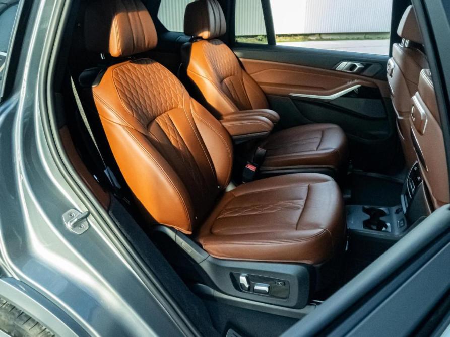 BMW X7 I (G07) Рестайлинг Краснодар  - изображение 7