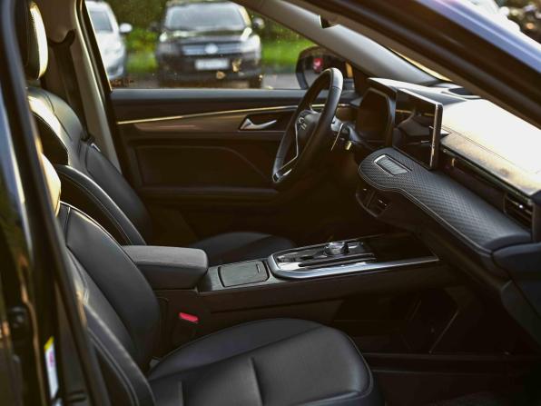 Haval Jolion I Рестайлинг с пробегом 2024 года, цена 2 088 000 рублей, 33076 км, внедорожник, Автокод Объявления