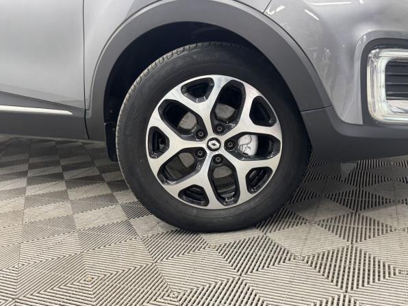 Renault Kaptur I Рестайлинг с пробегом 2021 года, цена 1 799 000 рублей, 95083 км, внедорожник, Автокод Объявления