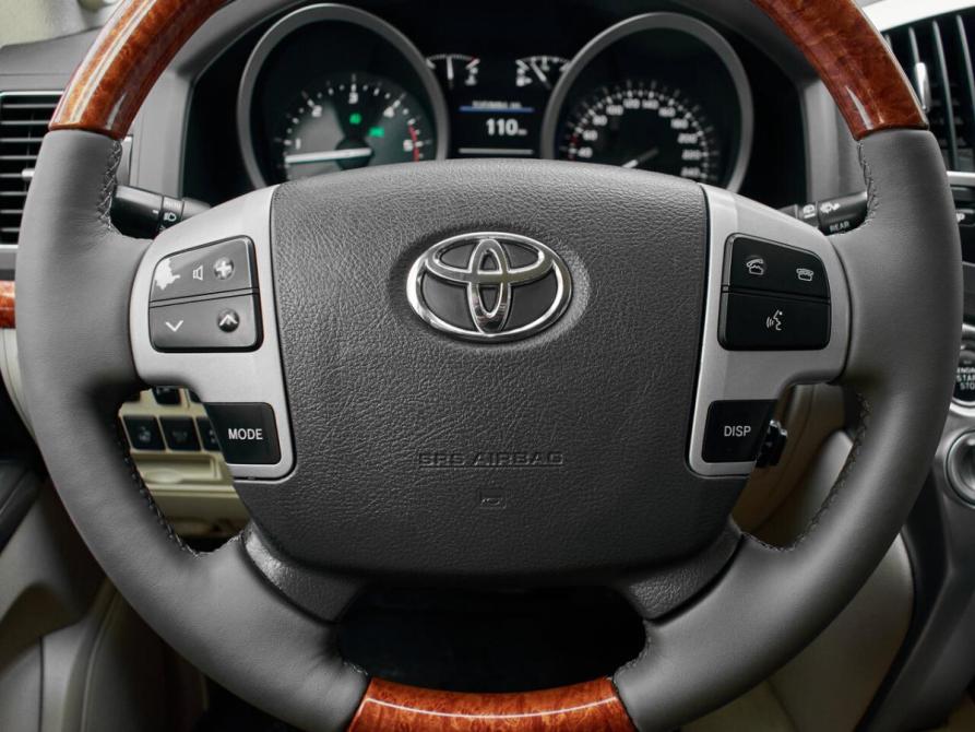 Toyota Land Cruiser 200 Series Рестайлинг 1 Екатеринбург  - изображение 14
