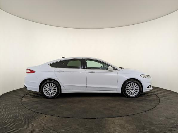 Ford Mondeo V с пробегом 2018 года, цена 1 980 000 рублей, 116815 км, седан, Автокод Объявления