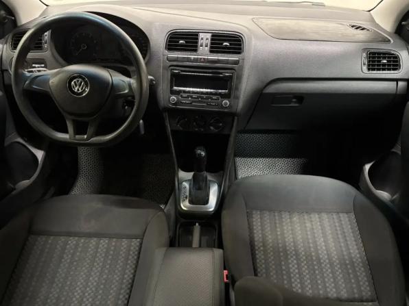 Volkswagen Polo V Рестайлинг с пробегом 2016 года, цена 939 000 рублей, 106875 км, седан, Автокод Объявления