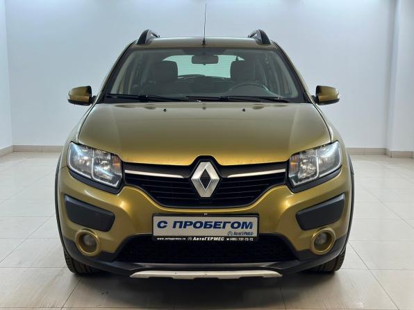 Renault Sandero II с пробегом 2015 года, цена 720 000 рублей, 262257 км, хэтчбек, Автокод Объявления